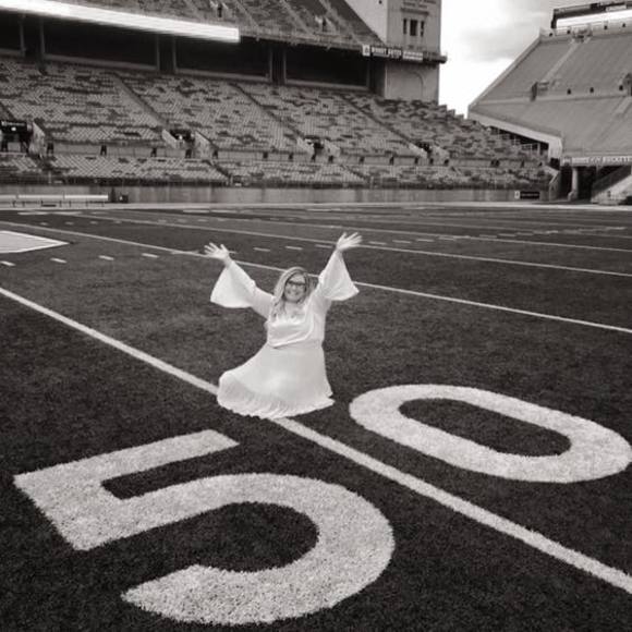 Meet your Posher, Emmily - Picture 1 of 1